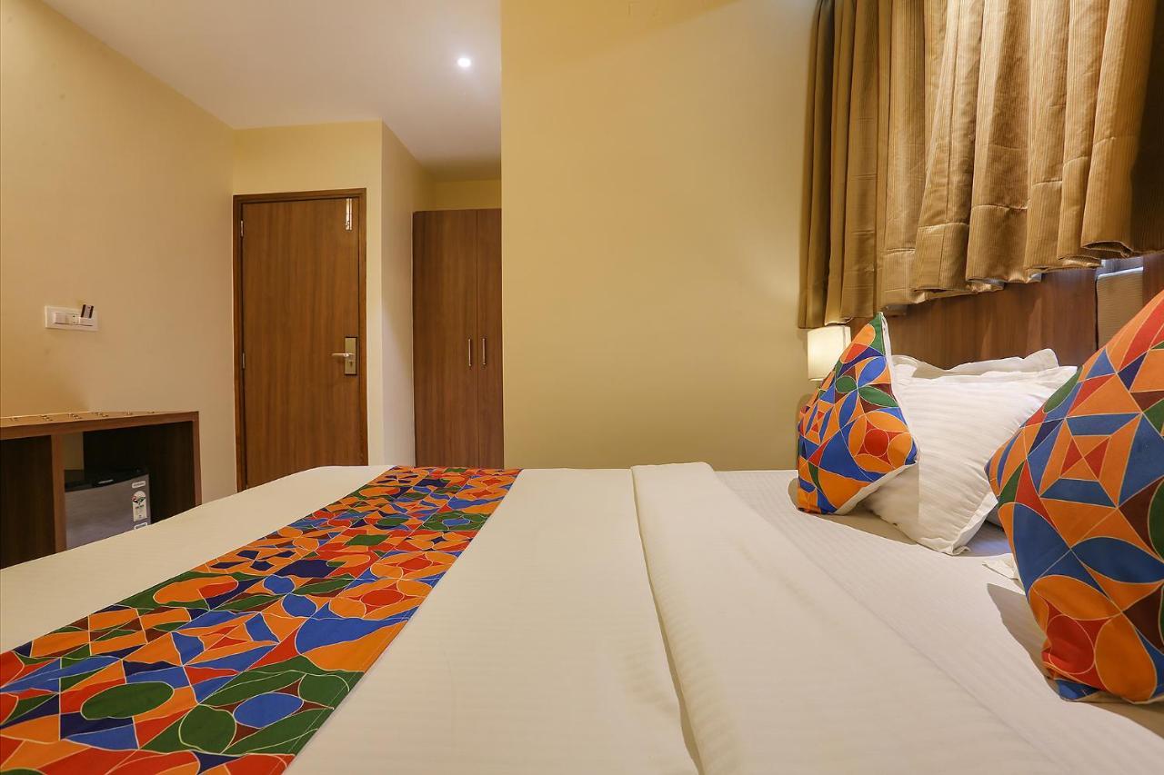 מומביי Fabhotel Royal International מראה חיצוני תמונה