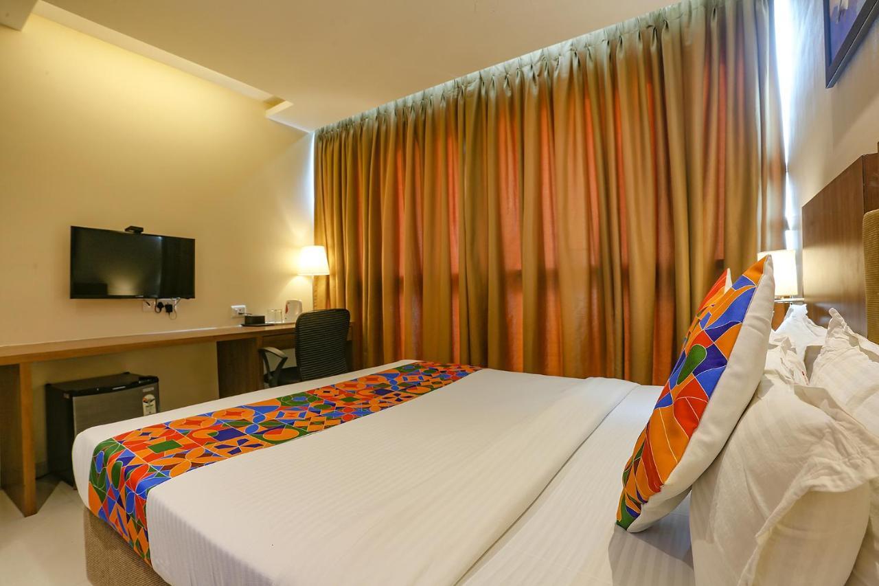 מומביי Fabhotel Royal International מראה חיצוני תמונה