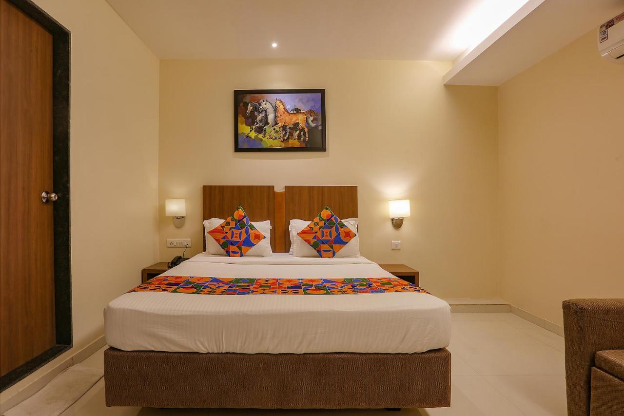מומביי Fabhotel Royal International מראה חיצוני תמונה