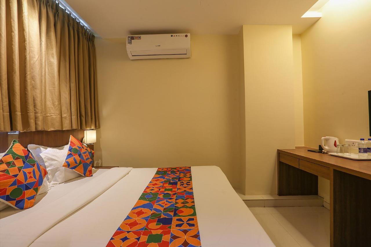 מומביי Fabhotel Royal International מראה חיצוני תמונה
